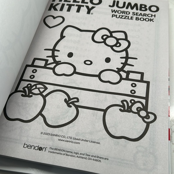 Hello Kitty Jumbo Word Search Puzzle Books 3 Count Bundle New - Picture 3 of 10